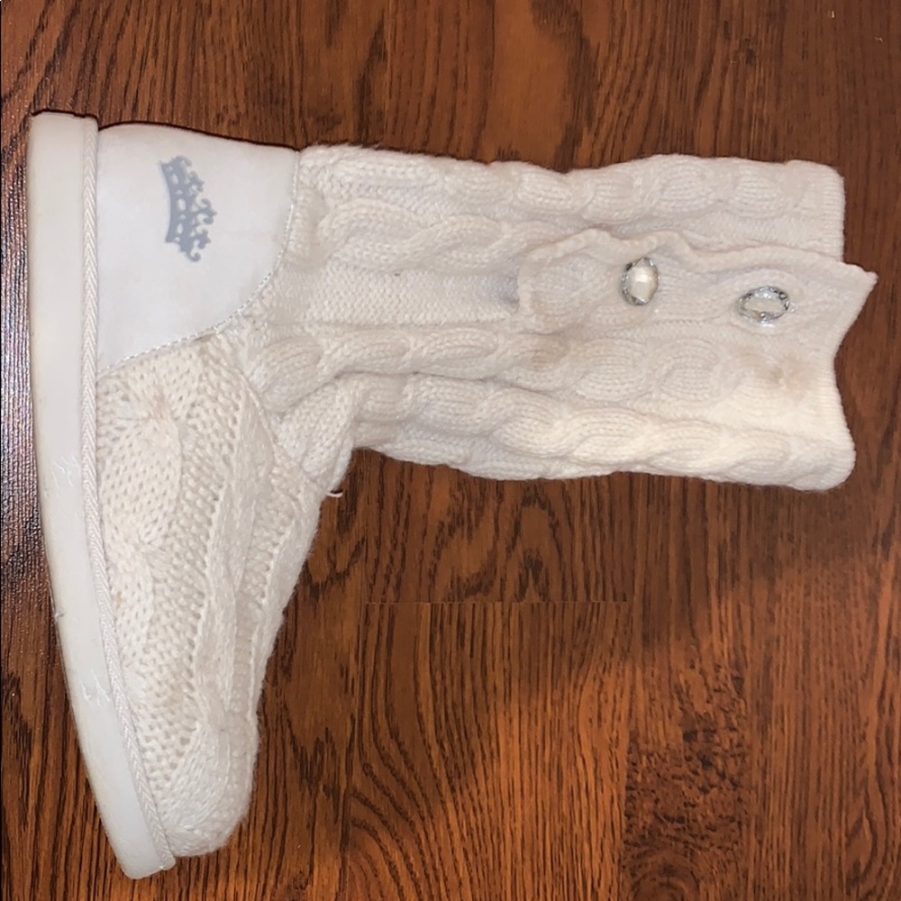 Juicy Couture boots. - Picture 2 of 4